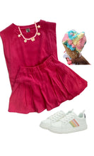 Load image into Gallery viewer, Hot Pink Linen Tank..
