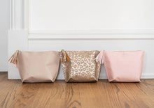 Load image into Gallery viewer, Hollis Camilla Couture-Metallic Blush
